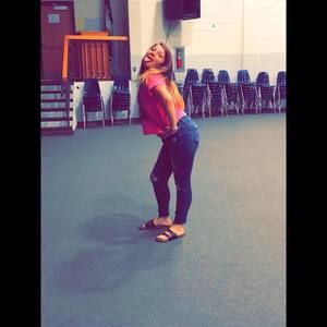 Meet your Posher, Danielle